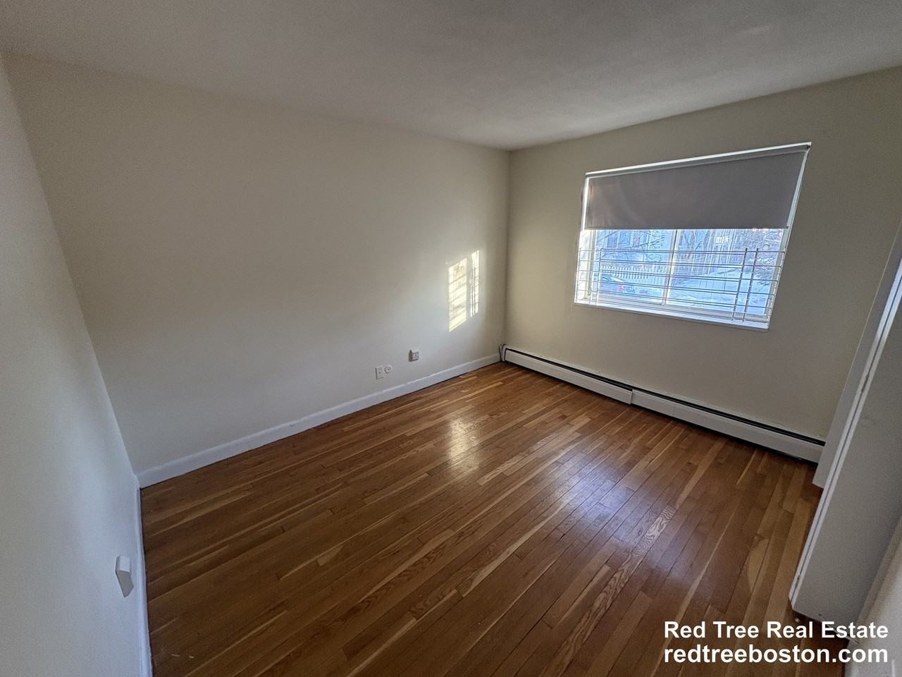 90 Gardner St #18 - Photo 7 of 11