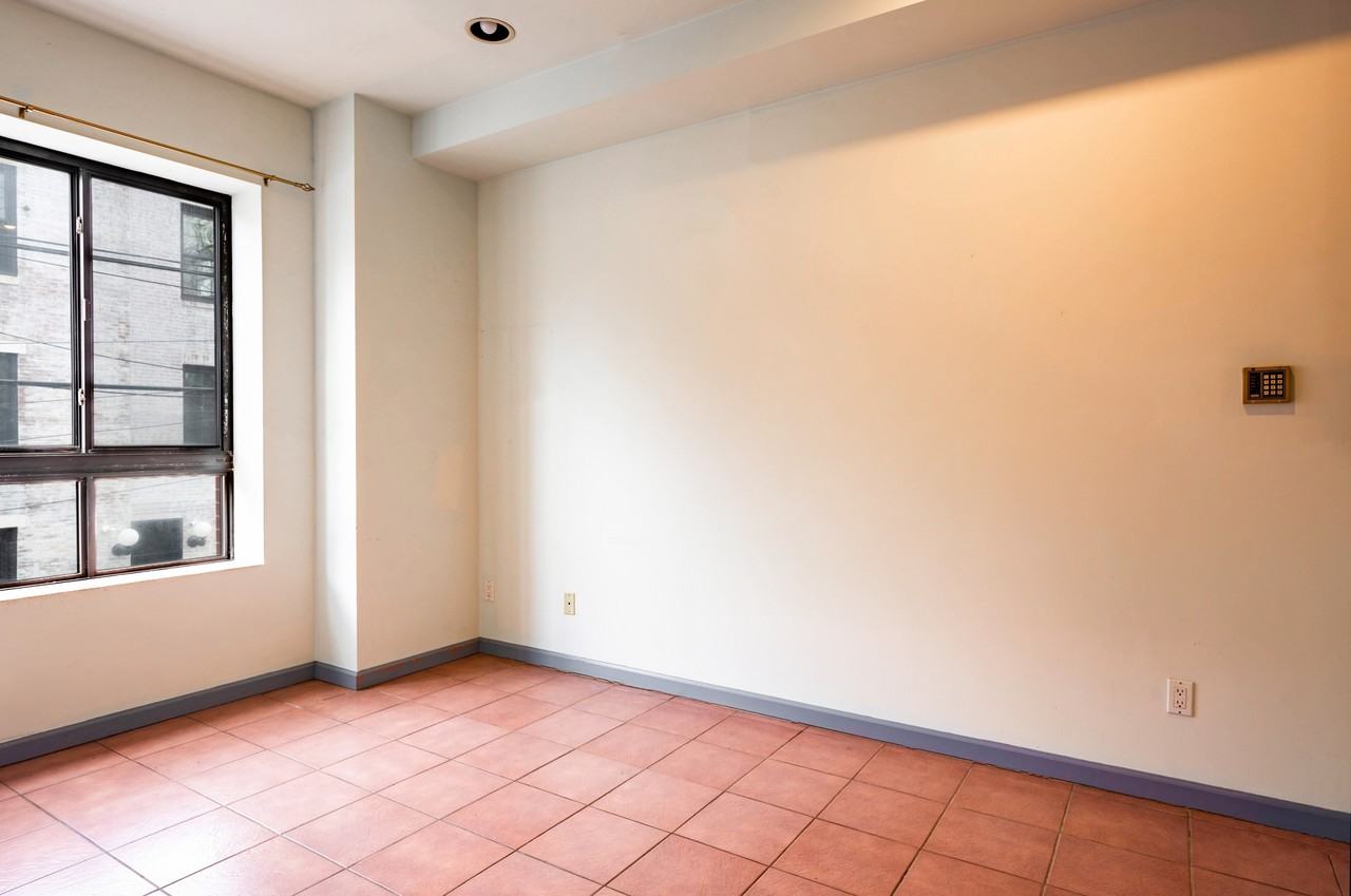 763 South 8th Street - Photo 4 of 44