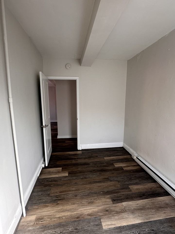 30 West All Saints Street - Photo 2 of 10