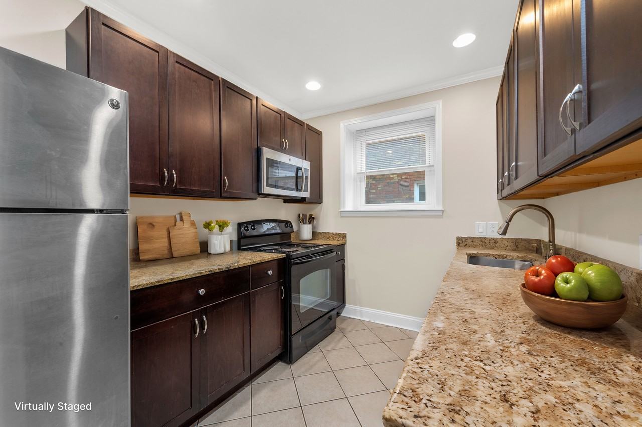 4010-4012 Oleatha Avenue - Photo 5 of 15