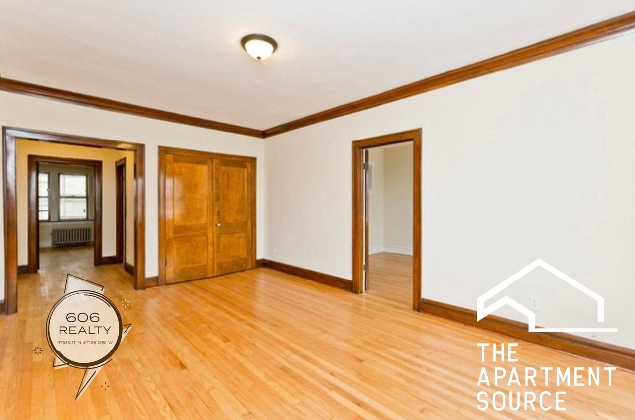 6831 21st St #2W - Photo 7 of 8