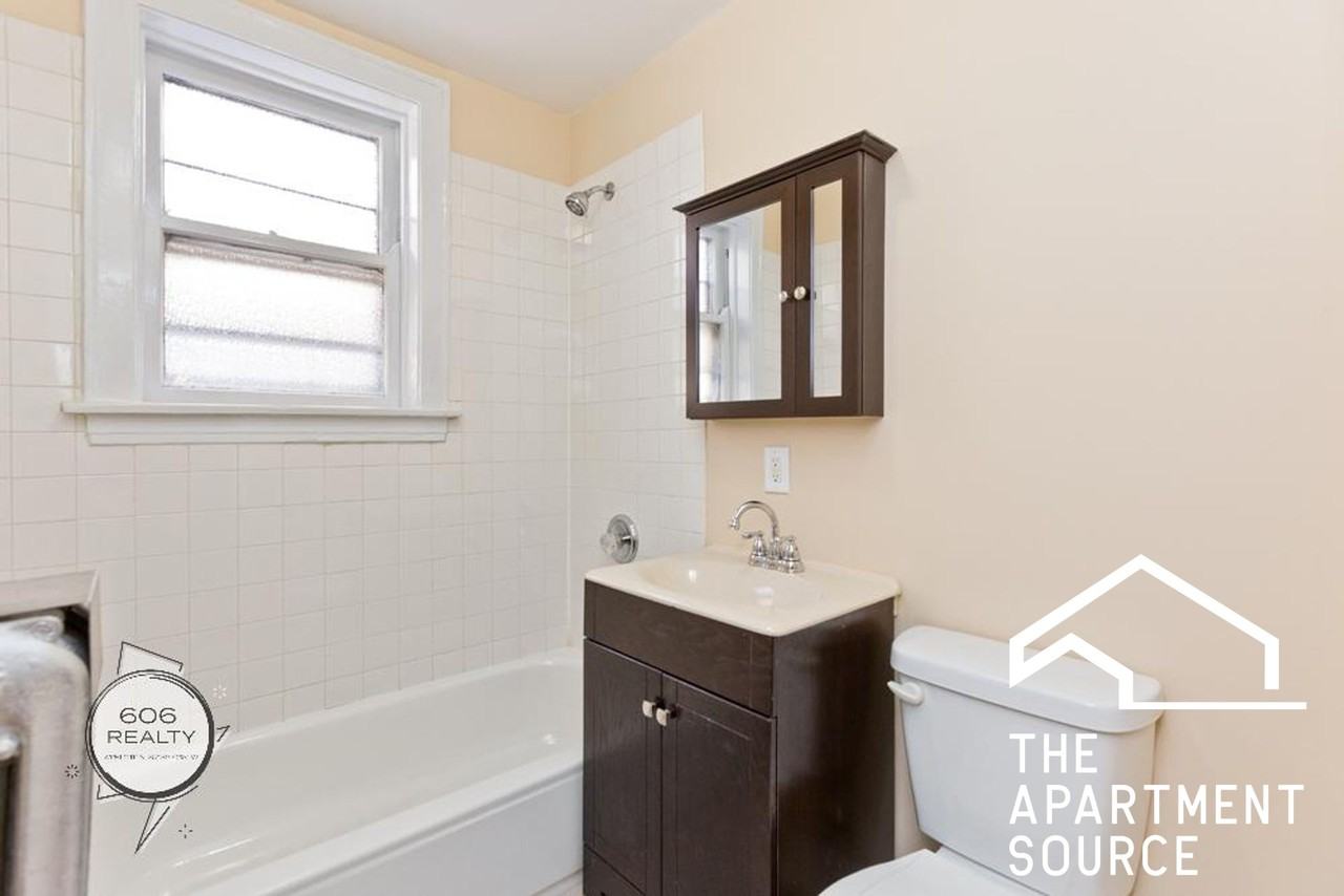 6445 23rd St #10 - Photo 6 of 6