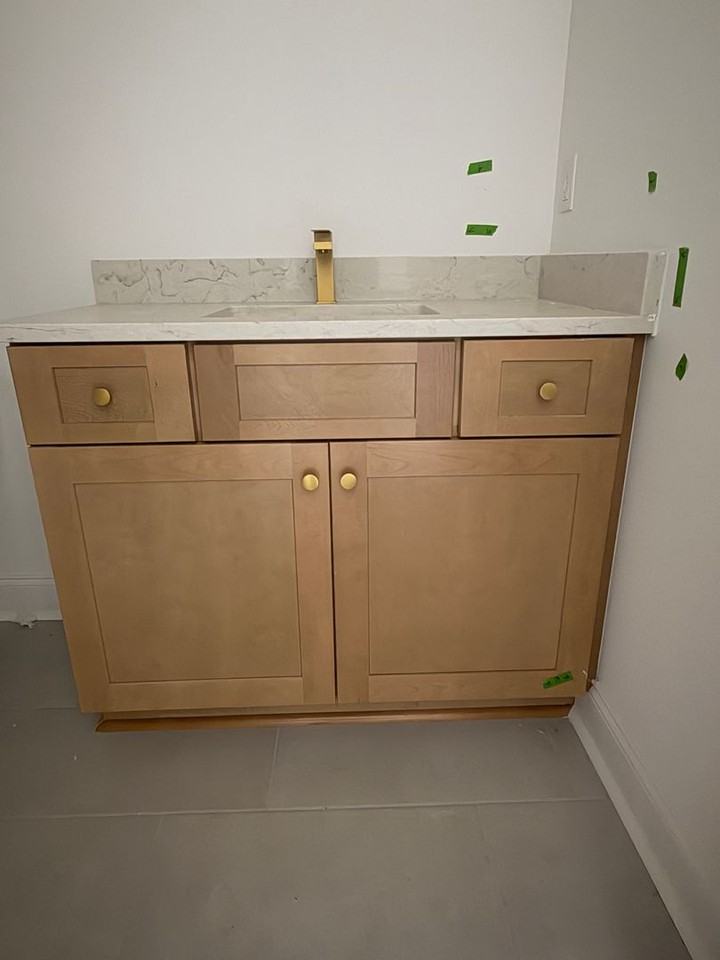 300 High Point Way - Photo 7 of 11