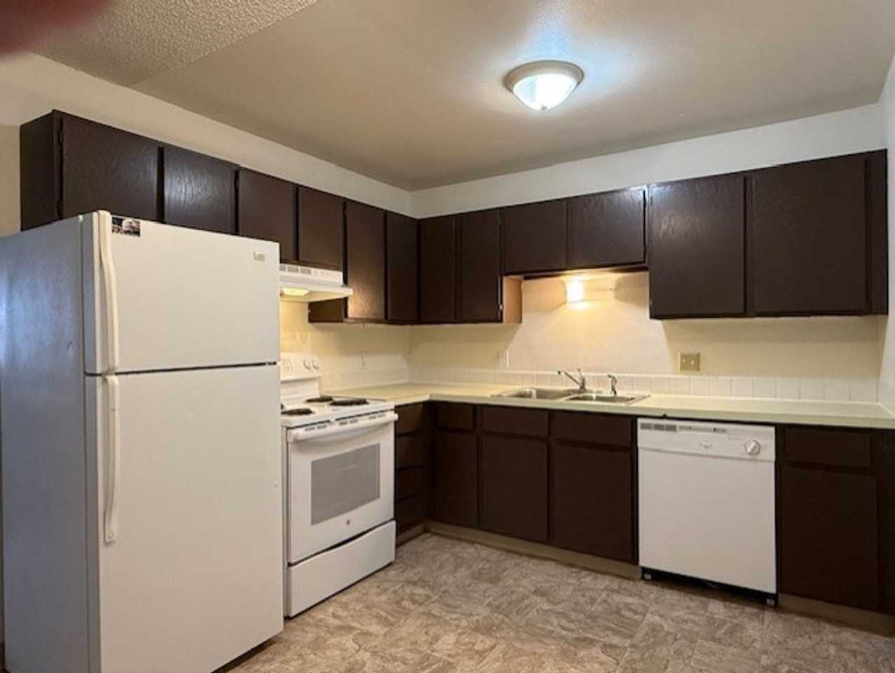 Hilltop - Photo 4 of 27