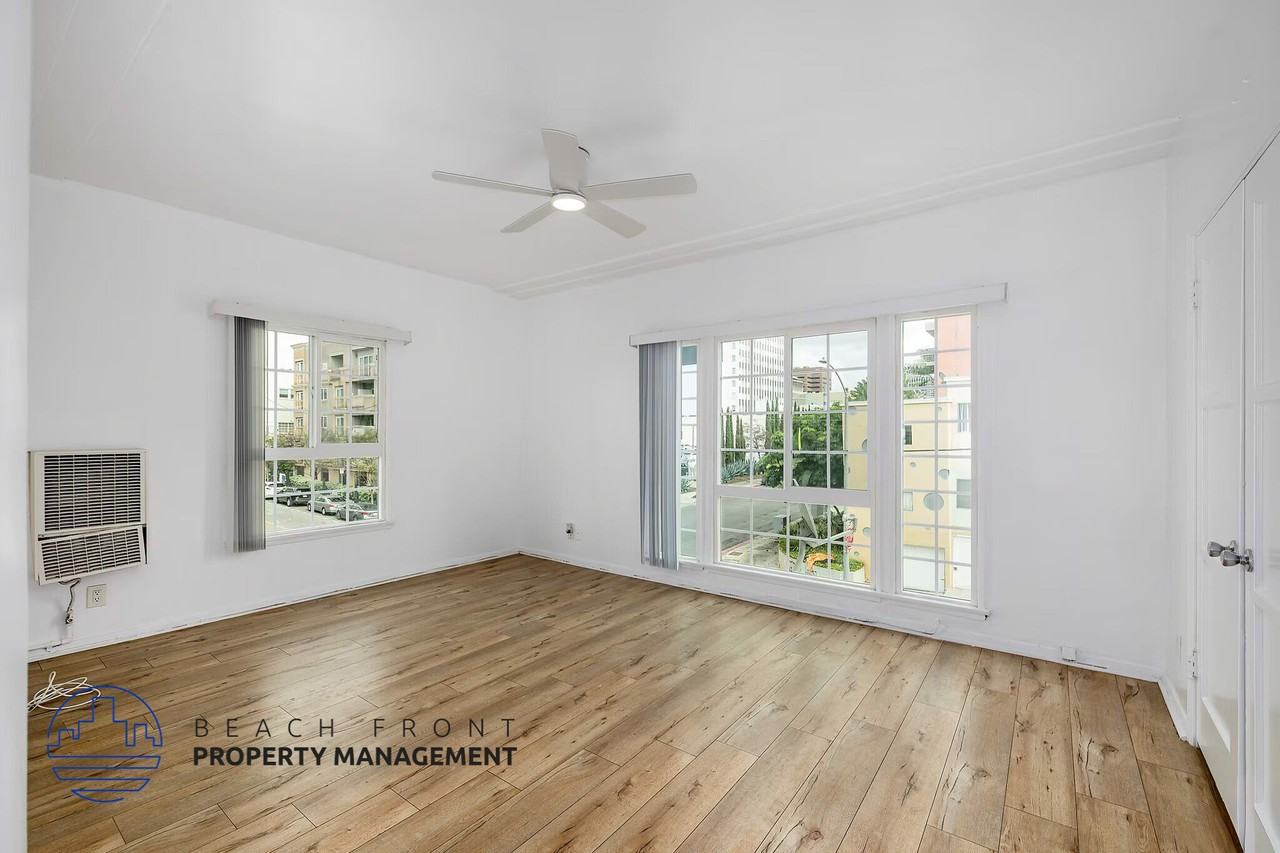 3900 Ingraham St. - Photo 5 of 19