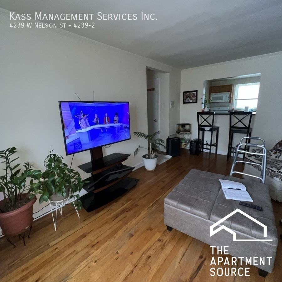 4239 W Nelson St #2 - Photo 3 of 7