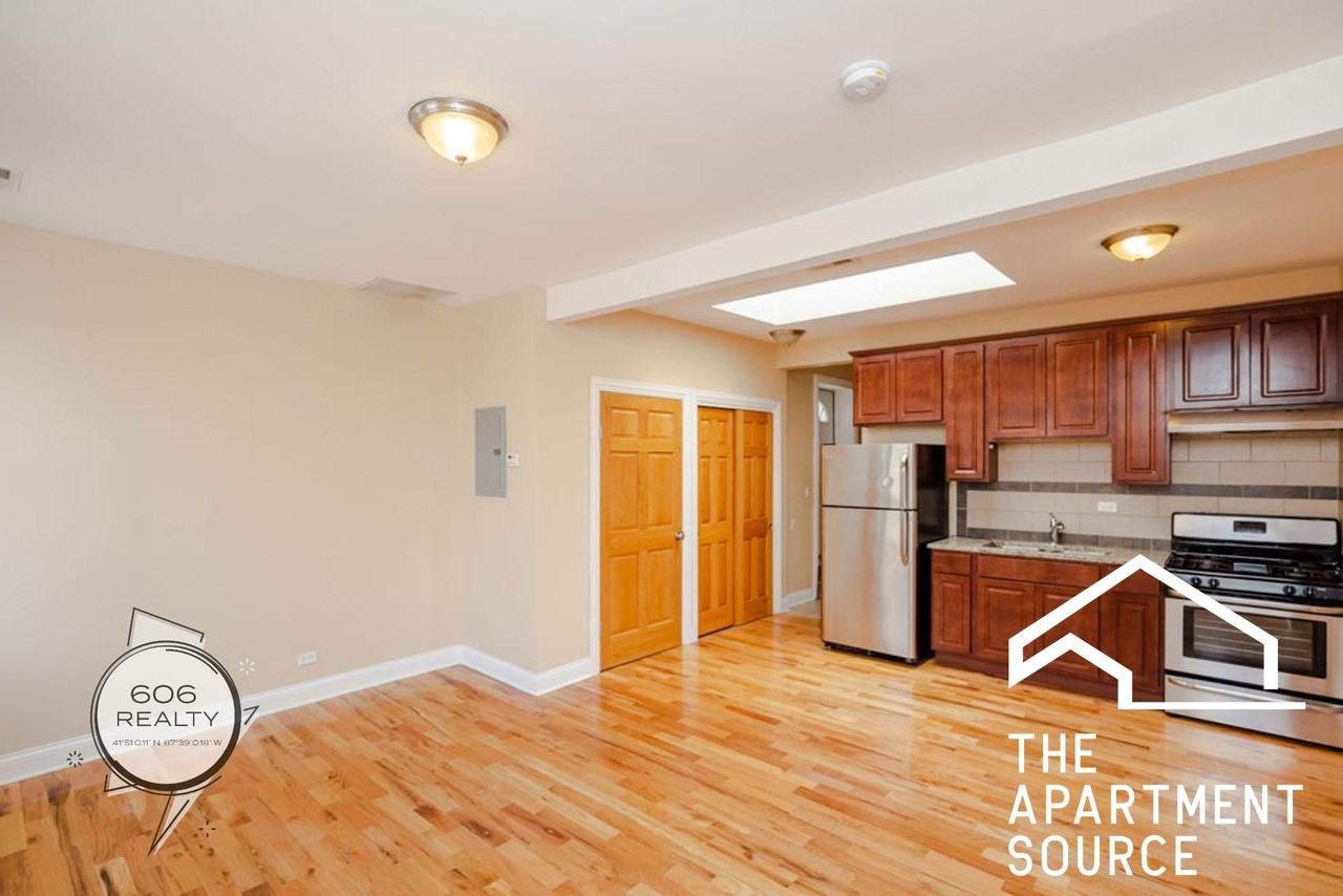 3209 N Central Ave #2 - Photo 2 of 8