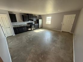 609 N Monroe B - Photo 1 of 1