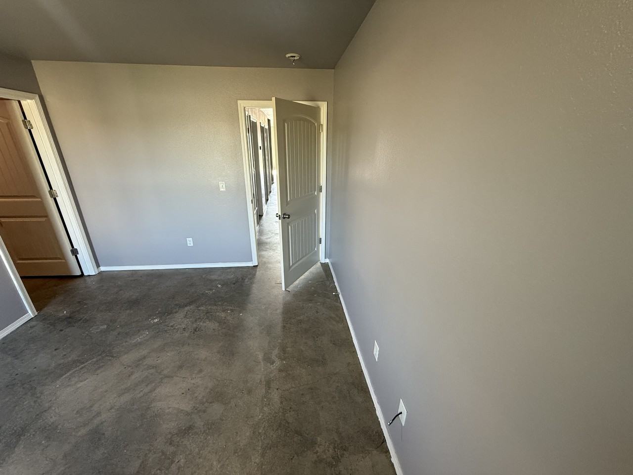 603 N Monroe B - Photo 3 of 10