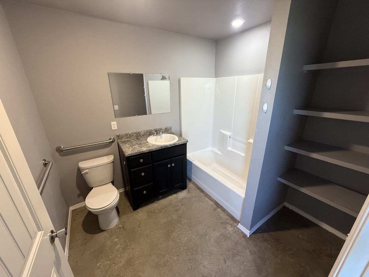 603 N Monroe B - Photo 5 of 10