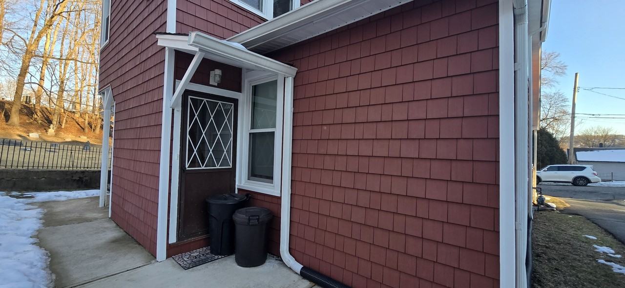 27 Losey Street - Photo 2 of 26