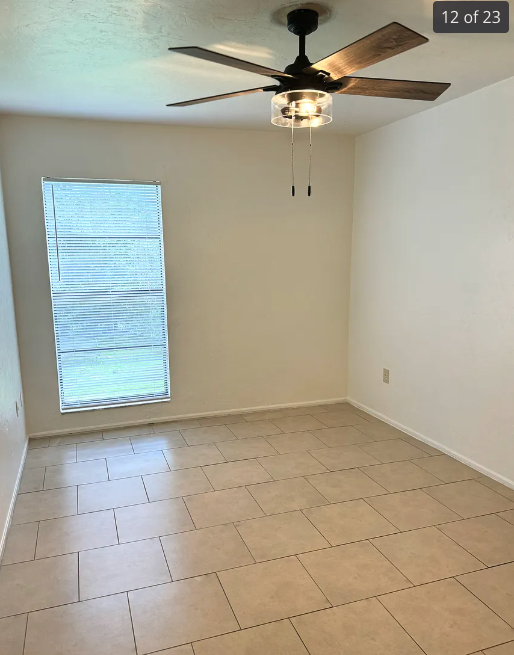 1242 NW 8th Ave - Photo 7 of 32