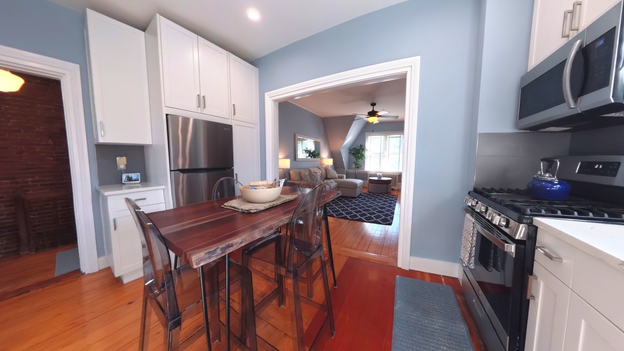 137 Walnut St #3 - Photo 6 of 19