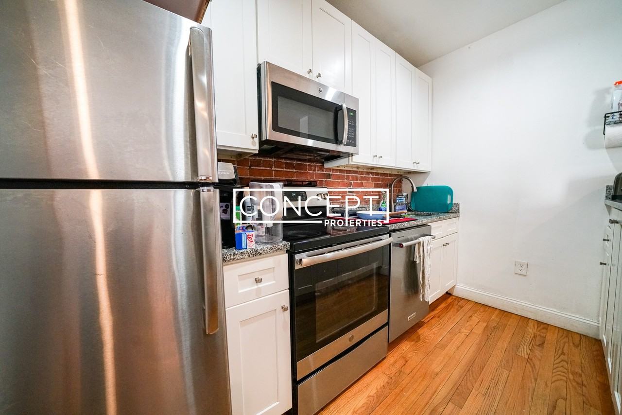 480 Massachusetts Ave #1 - Photo 6 of 39