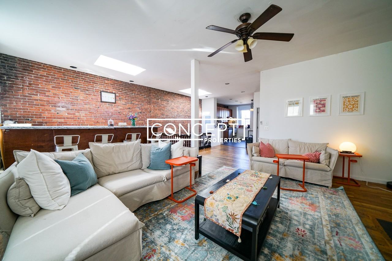 486 Massachusetts Ave #3 - Photo 2 of 33