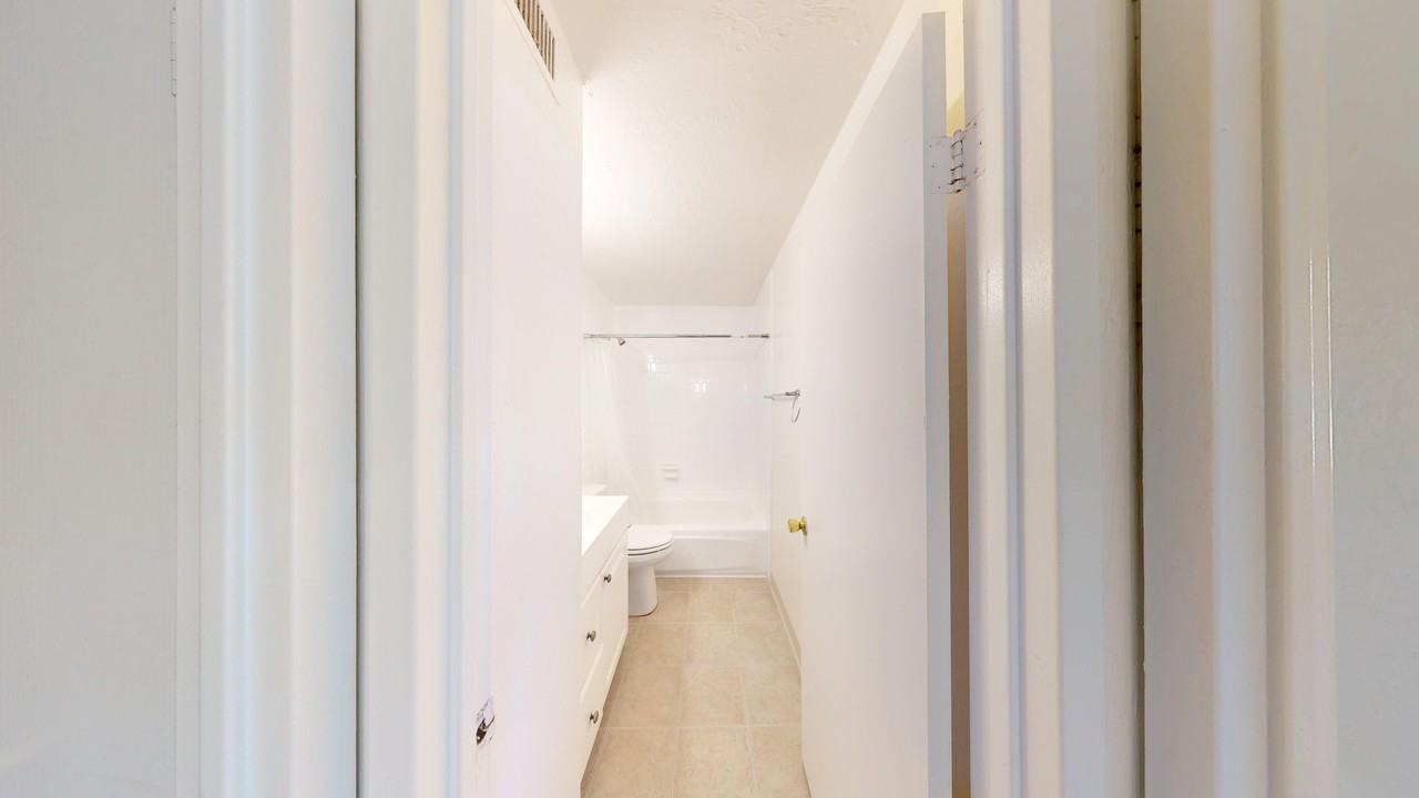 2055 Sacramento Street - Photo 5 of 50