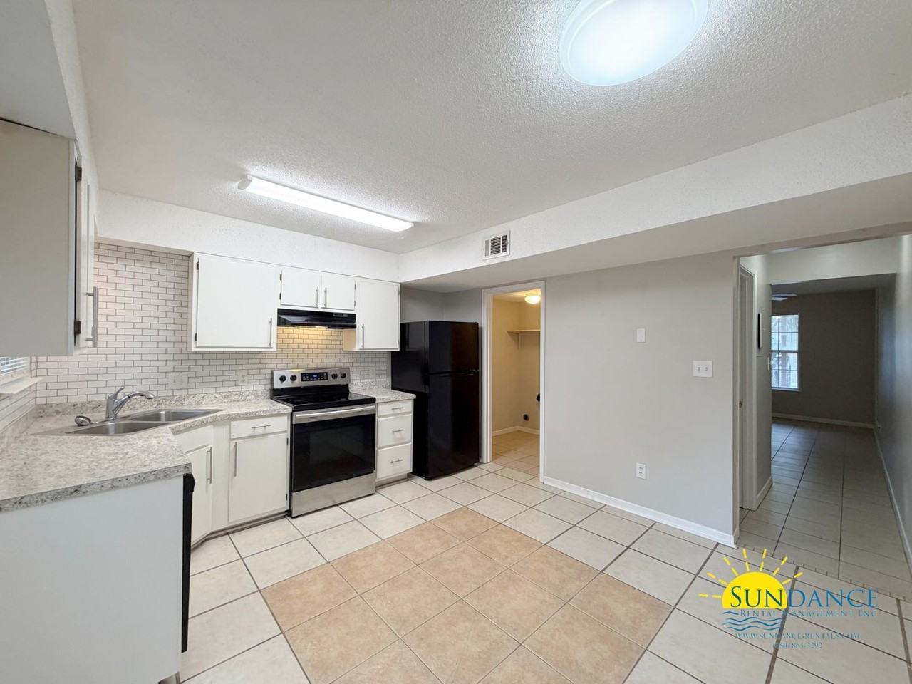 149 Mississippi Ave Nw - Photo 6 of 17