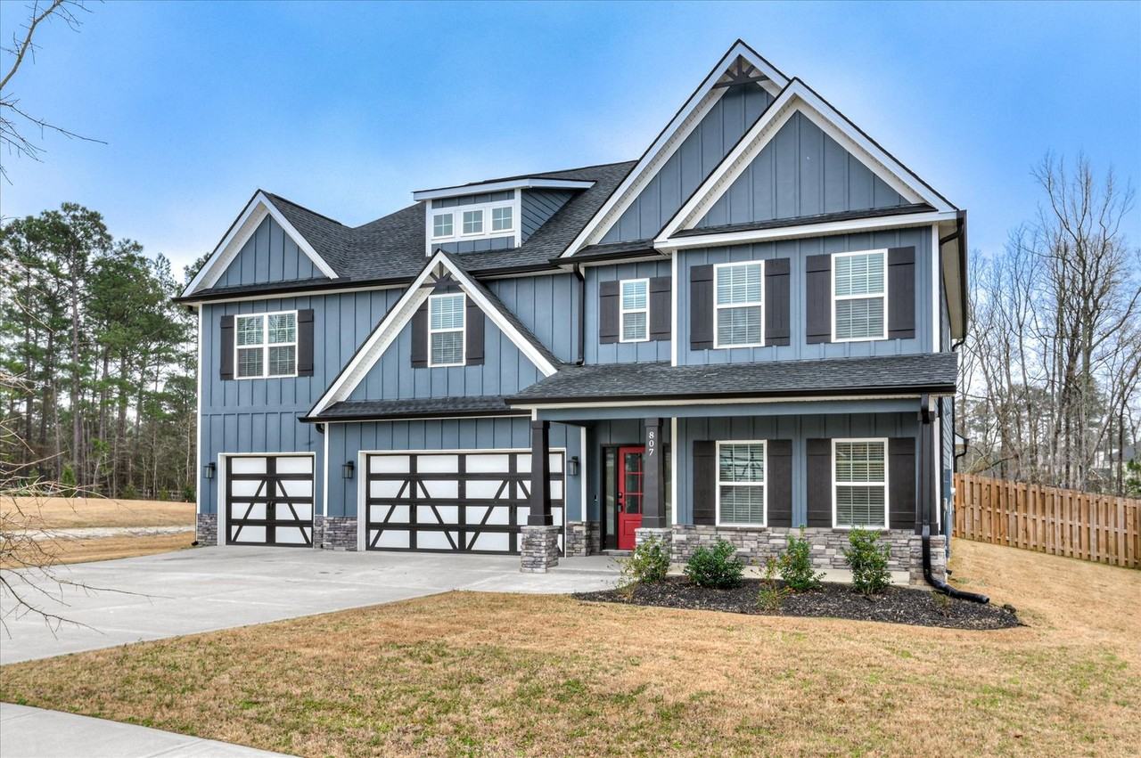 807 Kilworth Cir - Photo 2 of 50