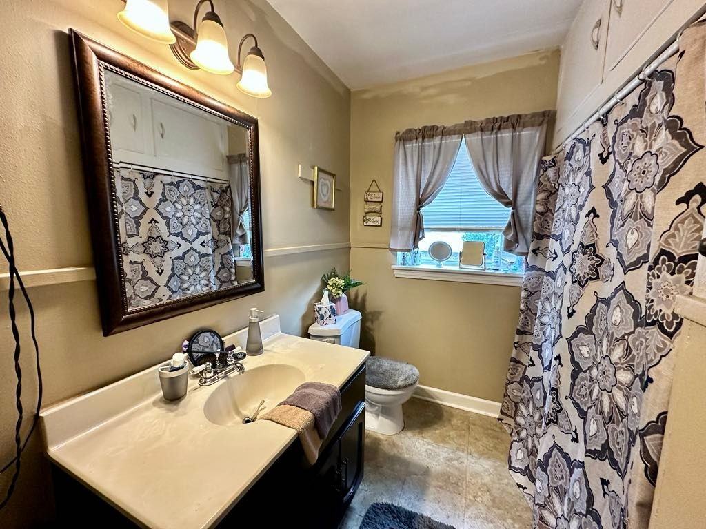 4101 Olive St - Photo 7 of 9