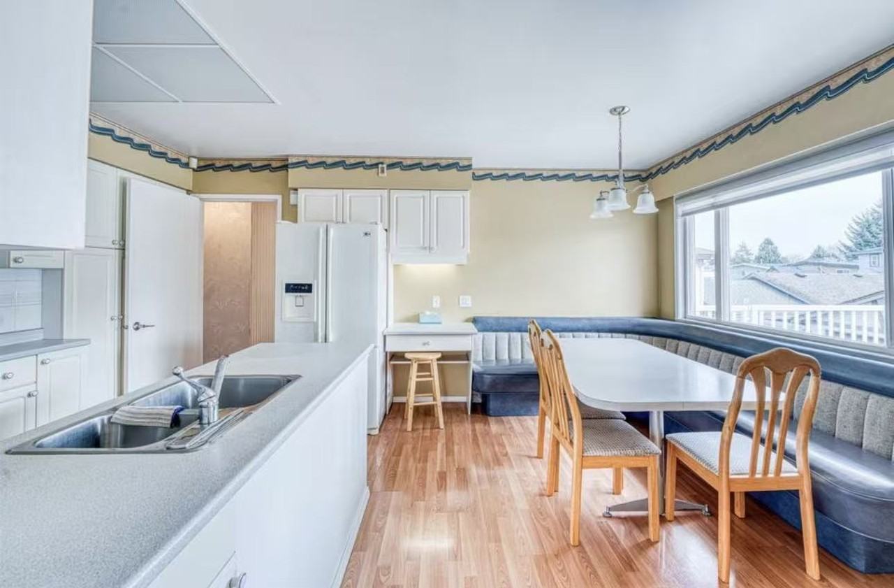 3700 Bargen Drive - Photo 2 of 22