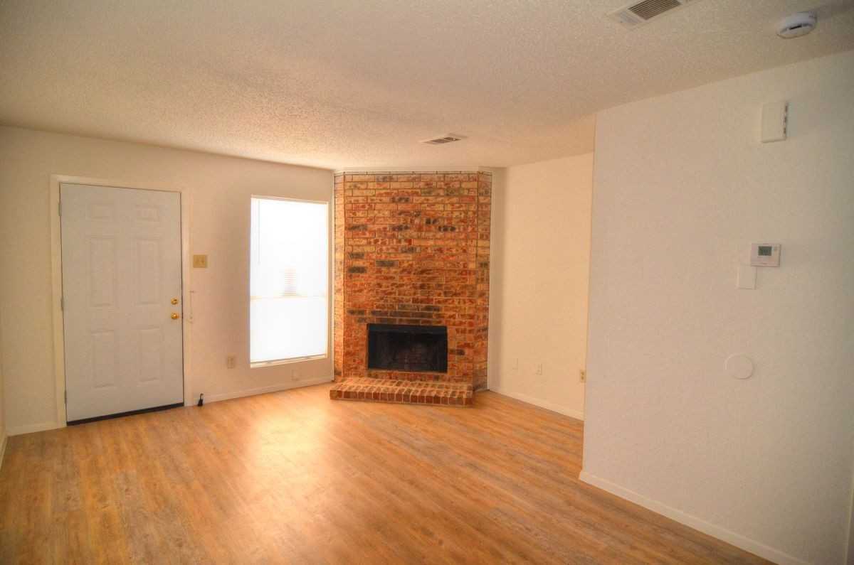 9451 Olde Village Ct - Photo 3 of 7