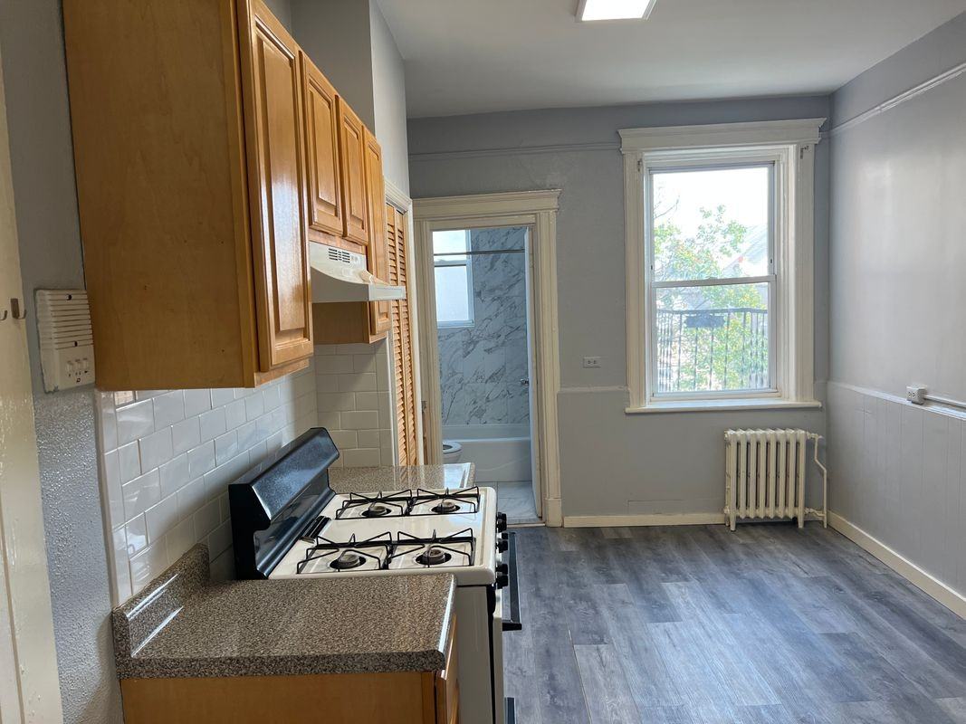 432 New York Ave ##6 - Photo 7 of 12