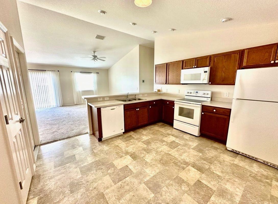 4150 Xanthus Ct - Photo 2 of 10