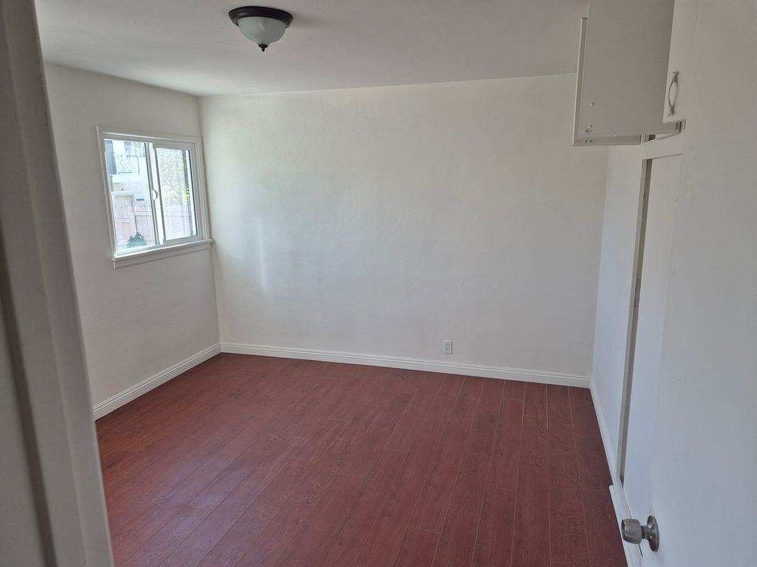 120 Fano St - Photo 2 of 5