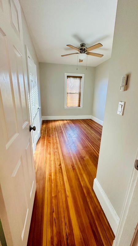 8 Groom St ##3rd - Photo 5 of 15