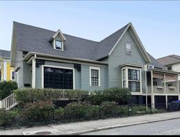 featured image of 481 Pine St