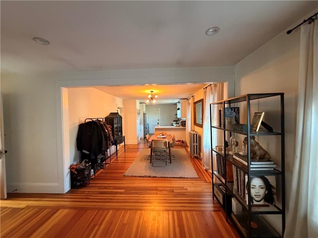 16 Apthorp Ave - Photo 6 of 10