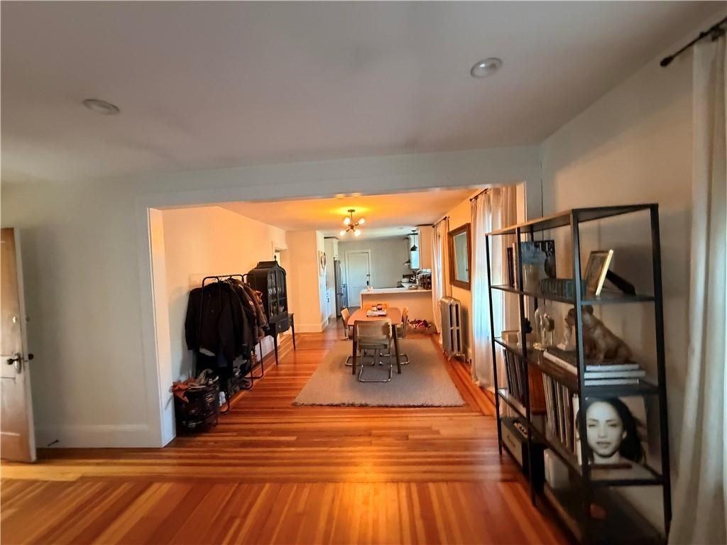 16 Apthorp Ave - Photo 7 of 10