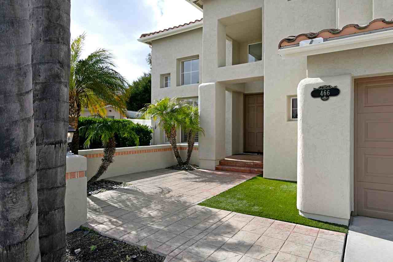 466 Benevente Dr - Photo 2 of 31