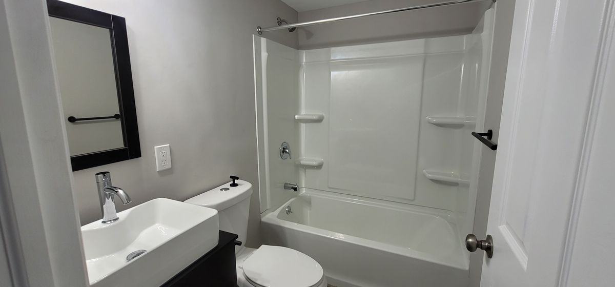 2011 Caspian Ave - Photo 7 of 7