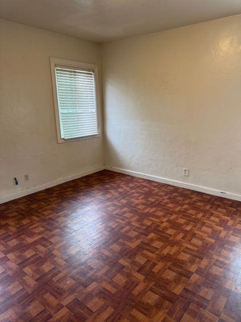 257 Clay St - Photo 3 of 7