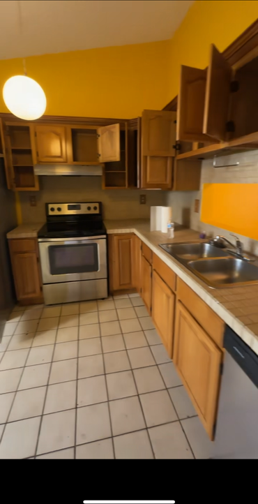 1703 San Remo Cir ##N/A - Photo 5 of 31