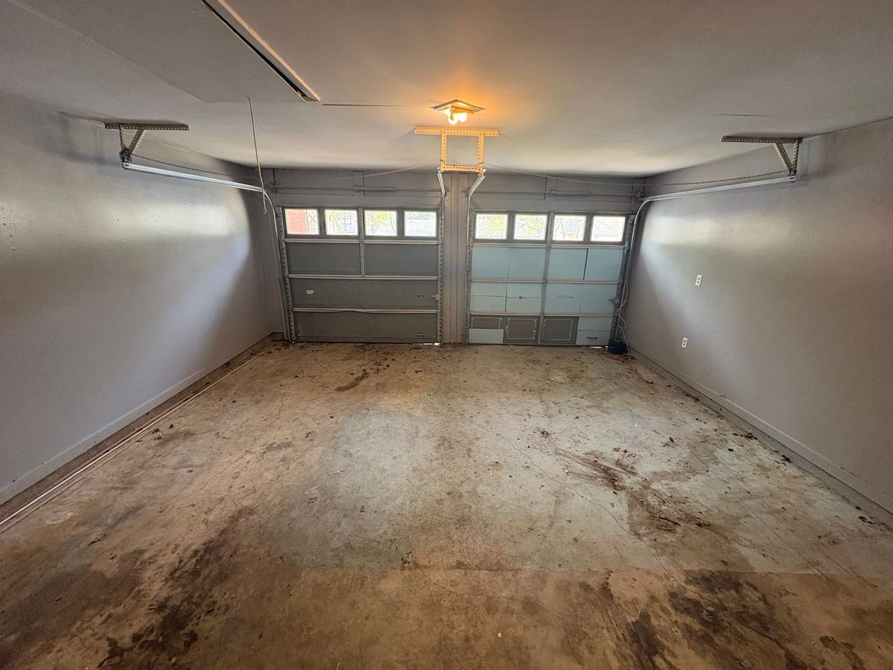 9437 Garfield Dr - Photo 4 of 14