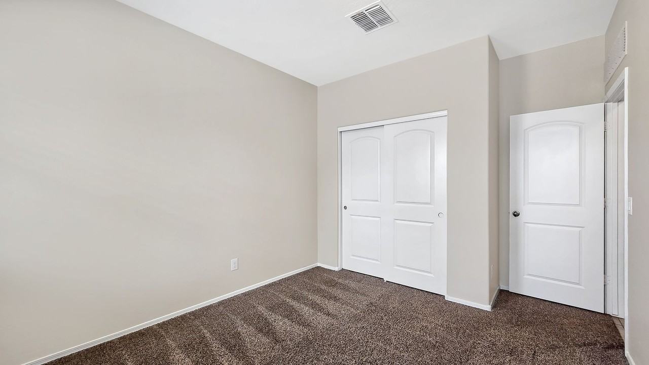 23860 W Wier Ave - Photo 6 of 30