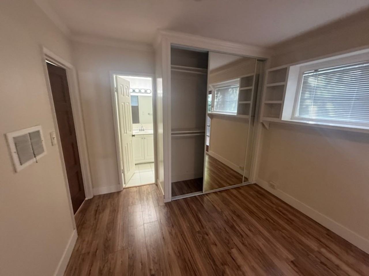 3024 3rd Ave - Photo 7 of 12