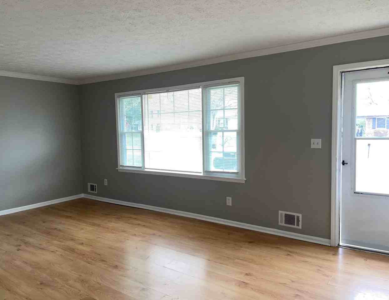 5777 Northfield Dr - Photo 2 of 14