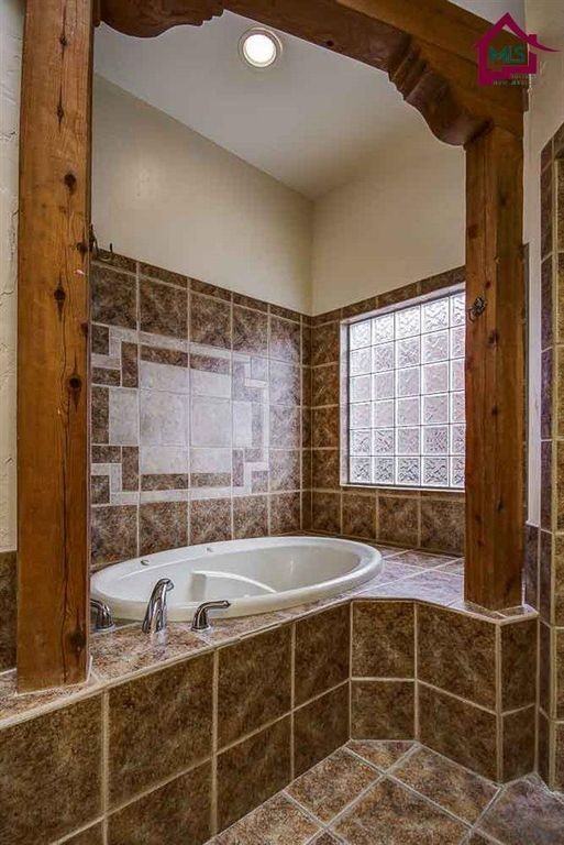 2585 Centennial St - Photo 6 of 19