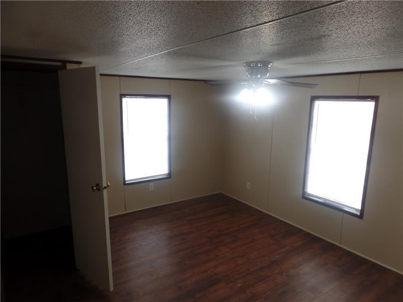 161 Cowboy Ln - Photo 5 of 11