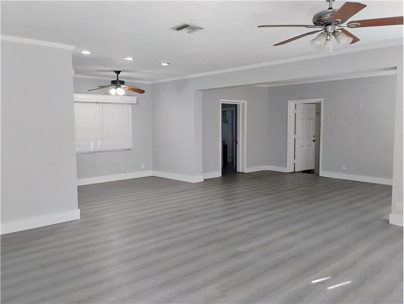 2600 Sw 9th Ave - Photo 3 of 25