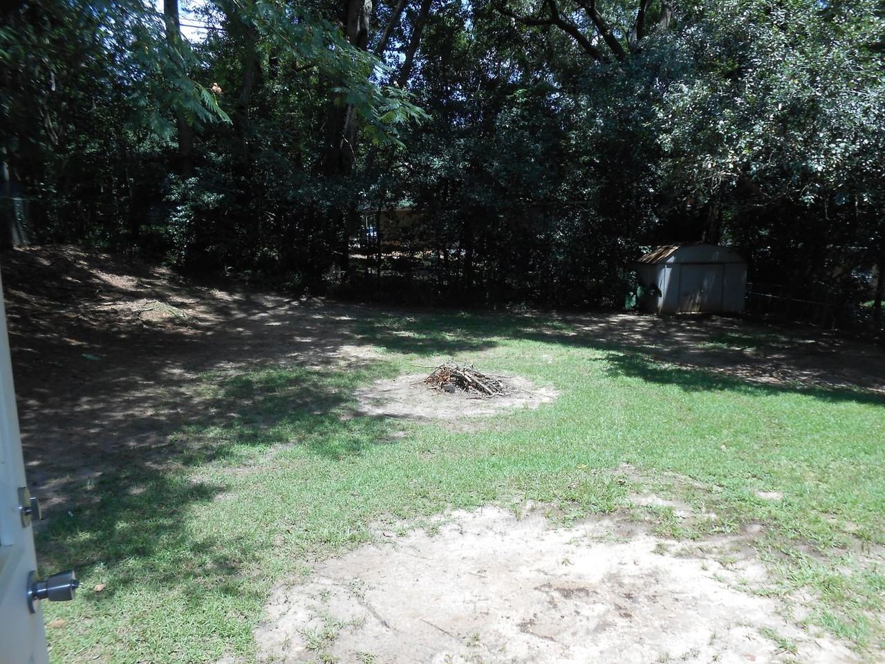 1606 Airport Dr - Photo 5 of 15