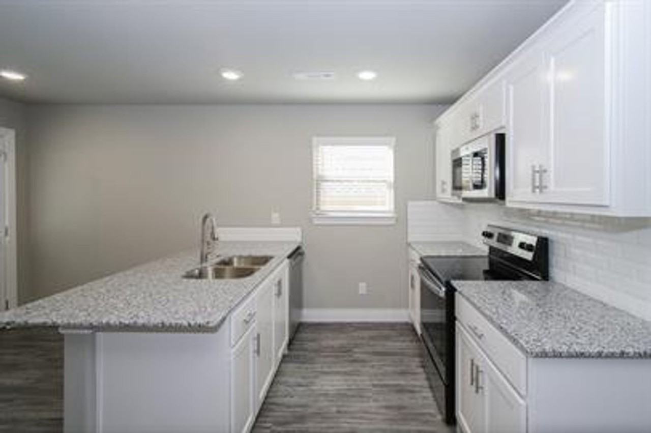 604 E Osage Trce - Photo 7 of 20