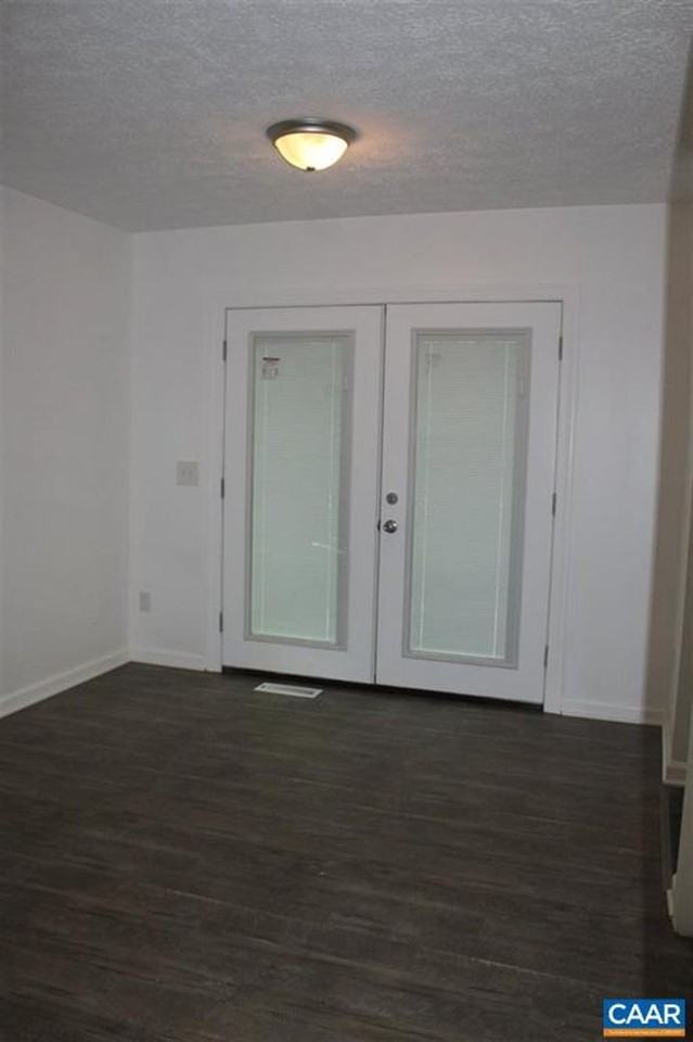 4 Jennings Dr - Photo 6 of 12