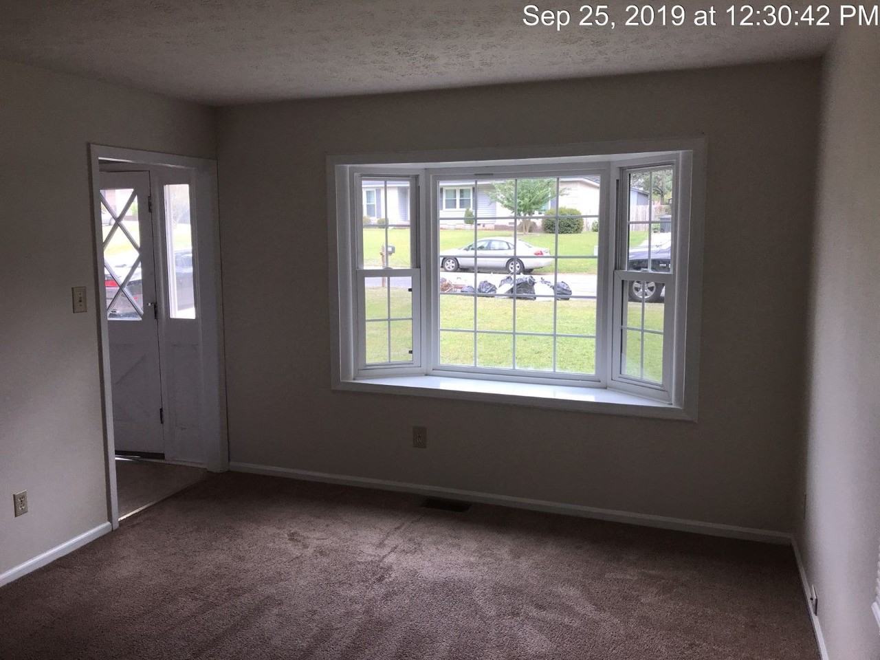 7035 Darnell St - Photo 7 of 29