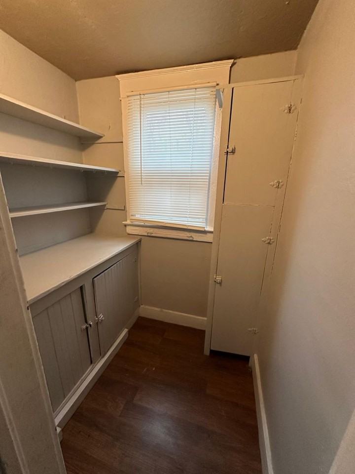 2634 Spruce Ave - Photo 7 of 13