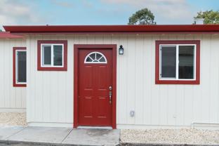 139 Oak St #A - Photo 1 of 1