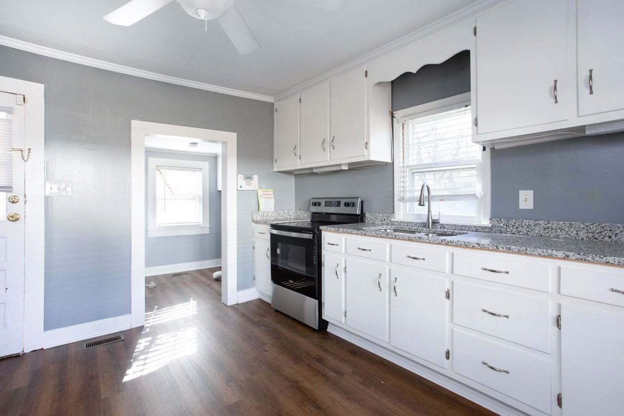 106 Murray St - Photo 4 of 15